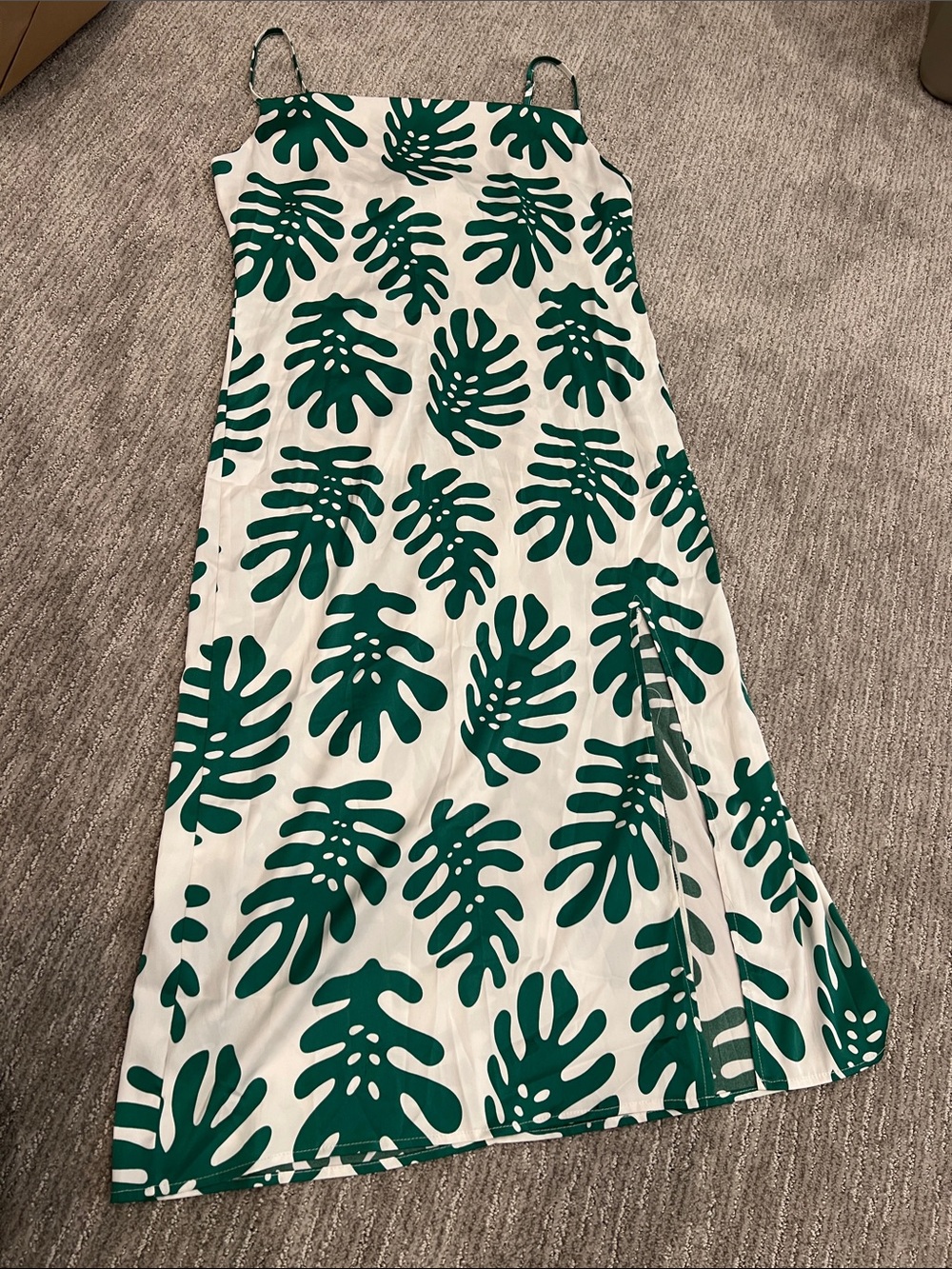 Women’s White & Green Leaf Print Slip Dress